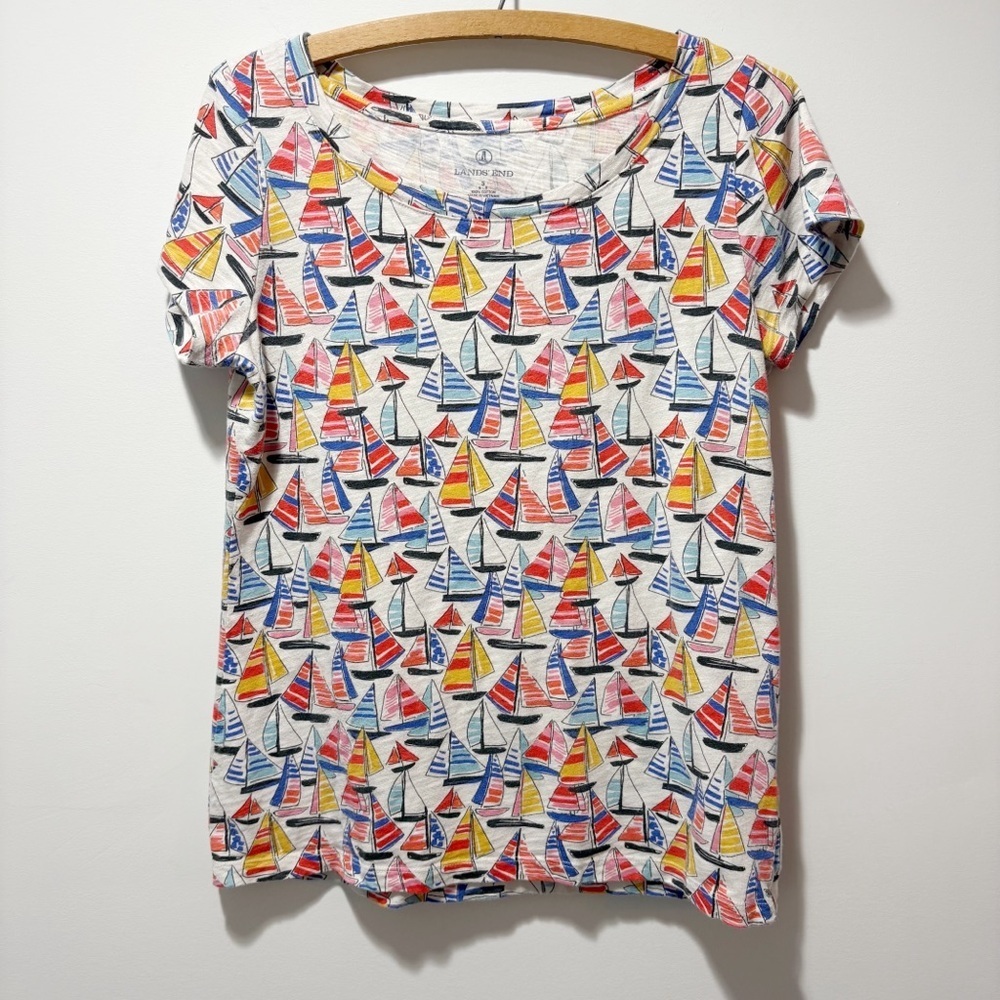Lands End Sailboat Novelty Print 100% Cotton Short Sleeve T Shirt Size Small
